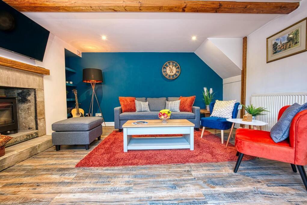 Delightful Two-Bedroom Cottage In The Heart Of Bakewell Exterior photo